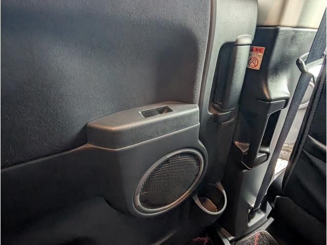 デリカＤ：５ Ｇ　パワーパッケージ　ユーザー様直接買取車両　関東１オーナー車両　４ＷＤ　ナビゲーション　バックモニター　ＥＴＣ　左右パワースライドドア　ディスチャージヘッドランプ　７人乗り　禁煙車　記録簿　インテリジェントキー（51枚目）