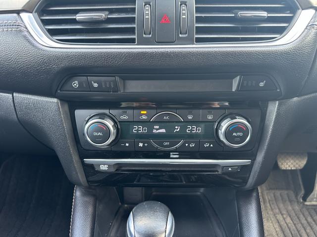 ＸＤ　Ｌパッケージ　ユーザー様買取車　純正ナビゲーション　バックカメラ　テレビ　レザーシート　ＨＵＤ　ＥＴＣ　ＢＯＳＥサウンド　ＬＥＤヘッドランプ　ローダウン　純正サスあり（画像18）