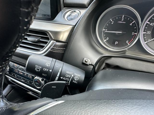 ＸＤ　Ｌパッケージ　ユーザー様買取車　純正ナビゲーション　バックカメラ　テレビ　レザーシート　ＨＵＤ　ＥＴＣ　ＢＯＳＥサウンド　ＬＥＤヘッドランプ　ローダウン　純正サスあり（画像25）