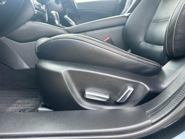 ＸＤ　Ｌパッケージ　ユーザー様買取車　純正ナビゲーション　バックカメラ　テレビ　レザーシート　ＨＵＤ　ＥＴＣ　ＢＯＳＥサウンド　ＬＥＤヘッドランプ　ローダウン　純正サスあり（画像39）