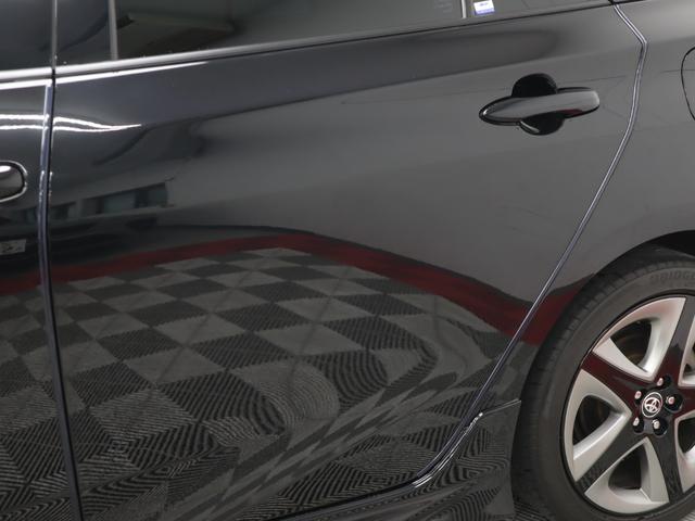 プリウス Ａプレミアム　ツーリングセレクション　モデリスタエアロ（Ｆ．Ｓ．Ｒ）／パノラミックビューモニター／ブラインドスポットモニター／ヘッドアップディスプレイ／シートヒーター／シートクーラー／ＥＴＣ２．０／クリアランスソナー／ブルーミラー（7枚目）