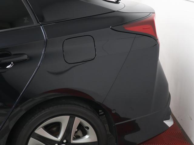 プリウス Ａプレミアム　ツーリングセレクション　モデリスタエアロ（Ｆ．Ｓ．Ｒ）／パノラミックビューモニター／ブラインドスポットモニター／ヘッドアップディスプレイ／シートヒーター／シートクーラー／ＥＴＣ２．０／クリアランスソナー／ブルーミラー（8枚目）