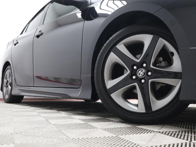 プリウス Ａプレミアム　ツーリングセレクション　モデリスタエアロ（Ｆ．Ｓ．Ｒ）／パノラミックビューモニター／ブラインドスポットモニター／ヘッドアップディスプレイ／シートヒーター／シートクーラー／ＥＴＣ２．０／クリアランスソナー／ブルーミラー（20枚目）