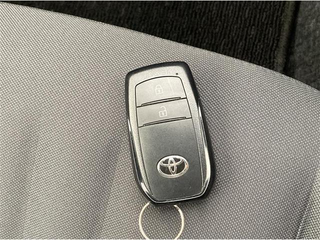 ヤリス Ｘ　ＴＳＳ　純正メモリーナビ　ＰＫＳＢ　ＥＴＣ　バックモニター　レーダークルコン　ＬＫＡ　ブルートゥース　マニュアルエアコン　ＵＳＢ　スマートキー（22枚目）