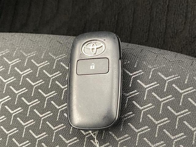 ライズ Ｇ　スマートアシスト　バックモニター　ＢＳＭ　ＬＫＡ　ブルートゥース　ＴＶ　オートエアコン　ＵＳＢ　ＨＤＭＩ　純正アルミホイール　スマートキー　新車保証継承付き（20枚目）