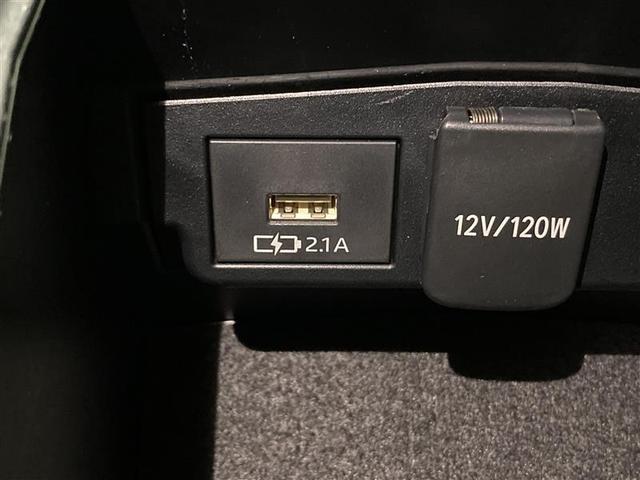 カローラツーリング ハイブリッド　Ｓ　プッシュスタート　ＲＣＴＡ　ＲＳＡ　ＴＳＳ　Ｔコネクト対応純正ディスプレイオーディオナビ　ブルートゥース　ドライブレコーダー　　レーダークルーズコントロール　ＬＥＤヘッドライト　バックモニター（13枚目）