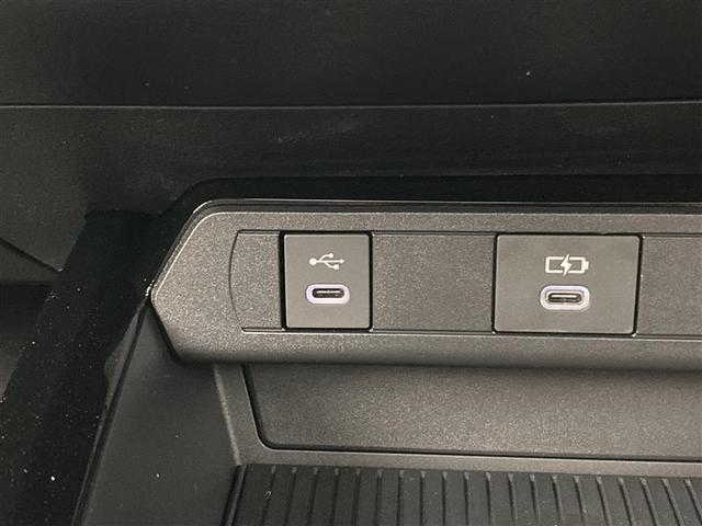 プリウス Ｚ　雹害　ＴＳＳ　純正メモリーナビ　ＰＫＳＢ　全方位カメラ　パワーバックドア　パノラマルーフ　ＥＴＣ２．０　ＬＥＤライト　バックモニター　純正ドライブレコーダー　レーダークルコン　ＢＳＭ　ＬＫＡ　フルセグ（17枚目）