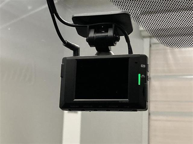 カローラクロス ハイブリッド Z 4WD トヨタセーフティセンス ディスプレイオーディオ パノラミックビューモニター パワーバックドア バックモニター ETC2.0 社外前後ドラレコ ステアリングヒーター フロントワイパーデアイサー(19枚目)