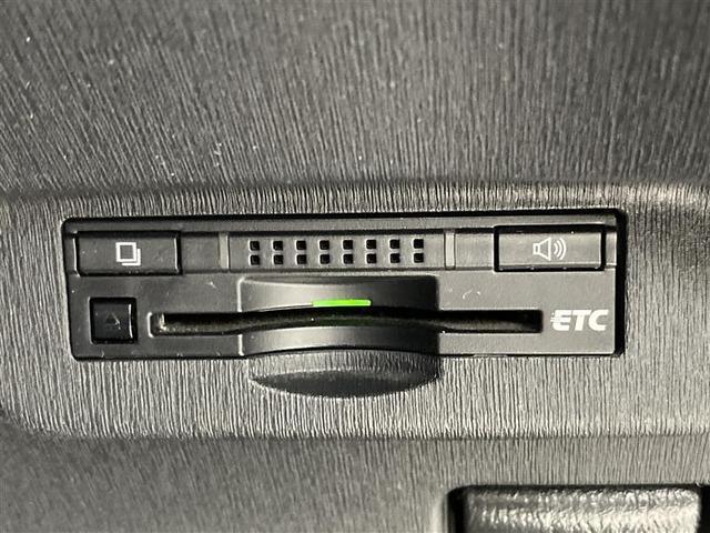 プリウス S バックモニター 純正メモリーナビ コーナーセンサー ETC Bluetooth ワンセグテレビ CD/DVD再生 プッシュスタート 横滑り防止装置 アンチロックブレーキシステム 走行距離無制限保証(15枚目)