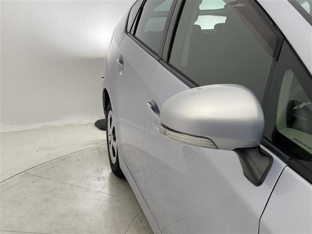 プリウス S バックモニター 純正メモリーナビ コーナーセンサー ETC Bluetooth ワンセグテレビ CD/DVD再生 プッシュスタート 横滑り防止装置 アンチロックブレーキシステム 走行距離無制限保証(22枚目)