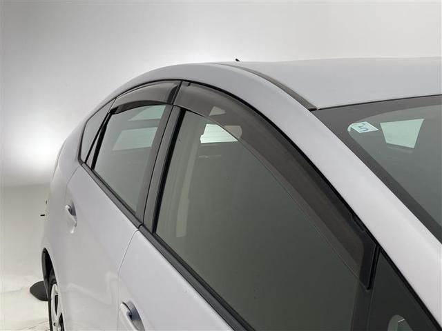 プリウス S バックモニター 純正メモリーナビ コーナーセンサー ETC Bluetooth ワンセグテレビ CD/DVD再生 プッシュスタート 横滑り防止装置 アンチロックブレーキシステム 走行距離無制限保証(23枚目)