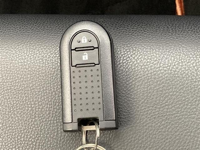 パッソ モーダ チャーム スマートアシスト Tコネクトナビ パノラミックビューモニター バックモニター LEDヘッドライト ETC 純正前後ドライブレコーダー フルセグ Bluetooth プッシュスタート CD/DVD再生(22枚目)