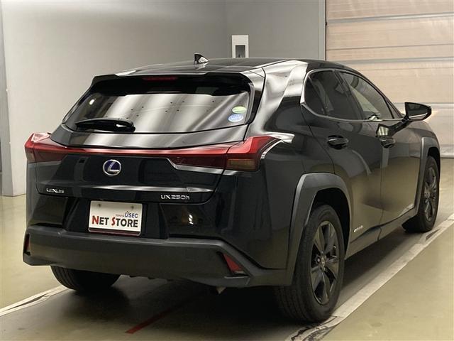 ＵＸ ＵＸ２５０ｈ　ＬＳＳ　純正メモリーナビ　ＥＴＣ２．０　ＬＥＤライト　バックモニター　純正ドラレコ　レーダークルコン　ＬＫＡ　ブルートゥース　フルセグ　オートエアコン　ＵＳＢ　スマートキー　ＣＤ・ＤＶＤ再生機能（33枚目）