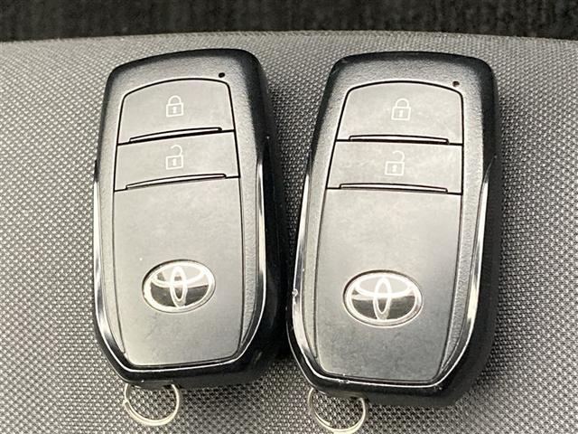 アクア Ｘ　トヨタセーフティセンス　ディスプレイオーディオナビ　　パノラミックビューモニター　ＥＴＣ２．０　バックカメラ　ＬＥＤヘッドライト　リヤクロストラフィックアラート　社外ドライブレコーダー　１５００Ｗ電源（25枚目）