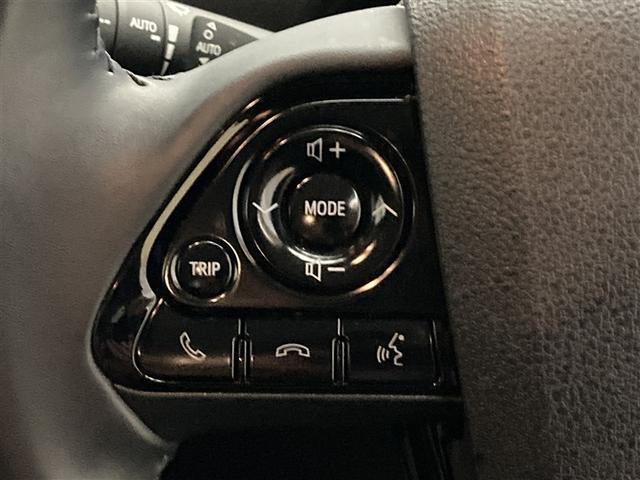 プリウス ＳセーフティプラスＩＩ　トヨタ・セーフティ・センス　Ｔコネクトナビ　パノラミックビューモニター　バックモニター　リヤクロストラフィックアラート　ＬＥＤライト　レーダークルコン　純正ドライブレコーダー　１５００Ｗ電源　フルセグ（15枚目）