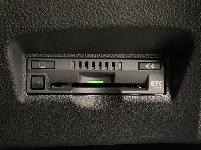 プリウス ＳセーフティプラスＩＩ　トヨタ・セーフティ・センス　Ｔコネクトナビ　パノラミックビューモニター　バックモニター　リヤクロストラフィックアラート　ＬＥＤライト　レーダークルコン　純正ドライブレコーダー　１５００Ｗ電源　フルセグ（19枚目）