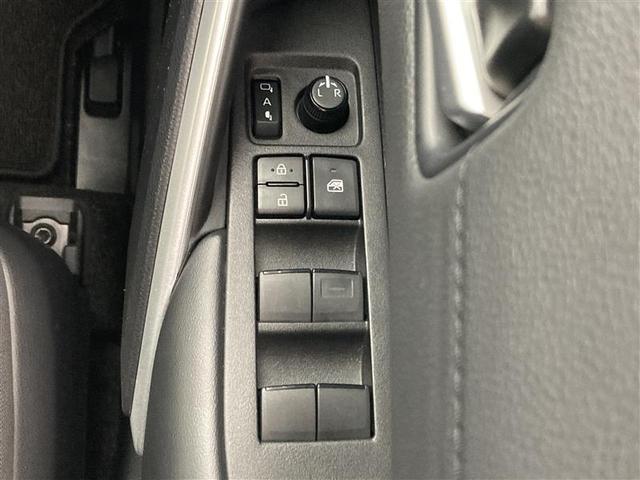 カローラクロス ハイブリッド　Ｓ　４ＷＤ　ＴＳＳ　Ｔコネクトナビ　純正ＤＡ　フルセグ　レーダークルコン　ＥＴＣ２．０　ＬＥＤヘッドライト　フロントワイパーデアイサー　寒冷地仕様　ステアリングヒーター　バックモニター　スマートキー（23枚目）