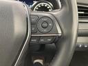 前方の車との車間を設定し、スピードを上げたり緩めたりを自動で行ってくれる追尾式の「レーダークルーズ」。上級装備の一つです!