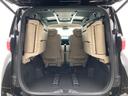 写真のように後部座席を跳ね上げれば、普段なかなか載せることのないような大きな荷物もしっかり積むことができそうですね。
