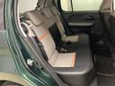 後部座席のスペースもしっかり確保しております。大人の方が乗るにも十分で、チャイルドシートをつけてもお子様の乗り降りもラクラクです。長時間ドライブも疲れにくそうですね。