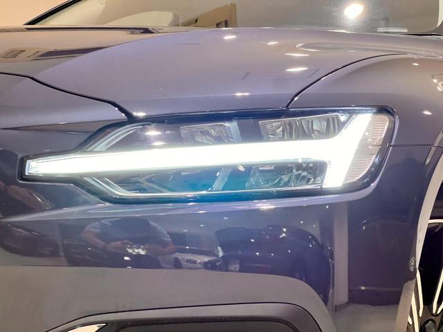 ボルボ V60 B5 インスクリプション クライメートPKG ブロンド