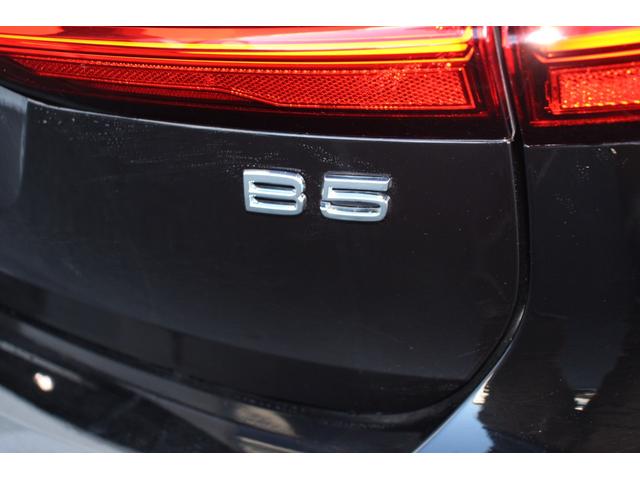 Ｖ９０ アルティメット　Ｂ５　３６０度ビューカメラ　クリスタルシフトノブ　Ｈａｒｍａｎ／Ｋａａｒｄｏｎプレミアムサウンド　純正１９インチアルミホイール　ＥＴＣ２．０　キーレスエントリー　シートヒーター　ＡＣＣ　ＢＬＩＳ（13枚目）