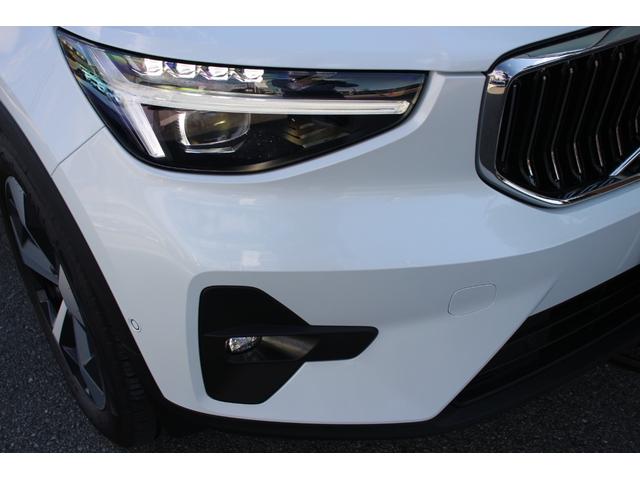 ＸＣ４０ アルティメット　Ｂ４　ＡＷＤ　Ｇｏｏｇｌｅモデル　純正１９インチアルミホイール　ＥＴＣ２．０　３６０度ビューカメラ　ｈａｒｍａｎ／ｋａｒｄｏｎプレミアムサウンド　クリスタルシフトノブ　ワイヤレススマートフォンチャージャー（22枚目）