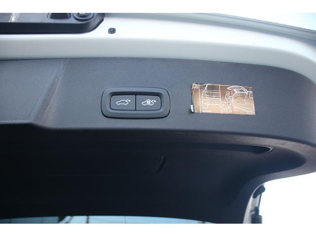 XC40 B5 AWD Rデザイン(12枚目)