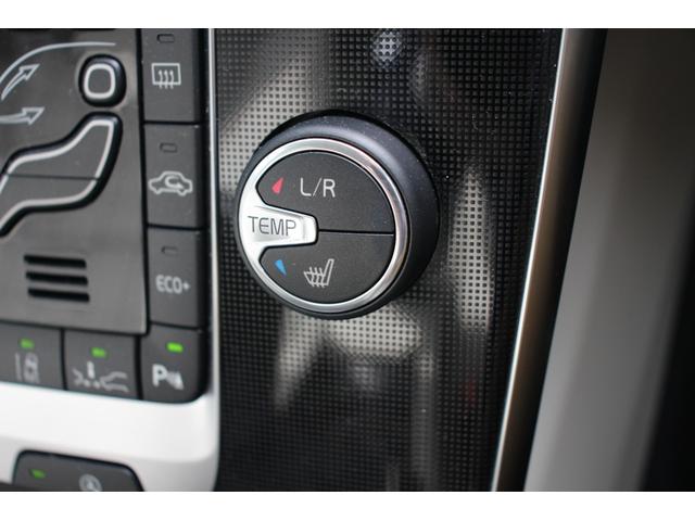 V40 T3 モメンタム(4枚目)