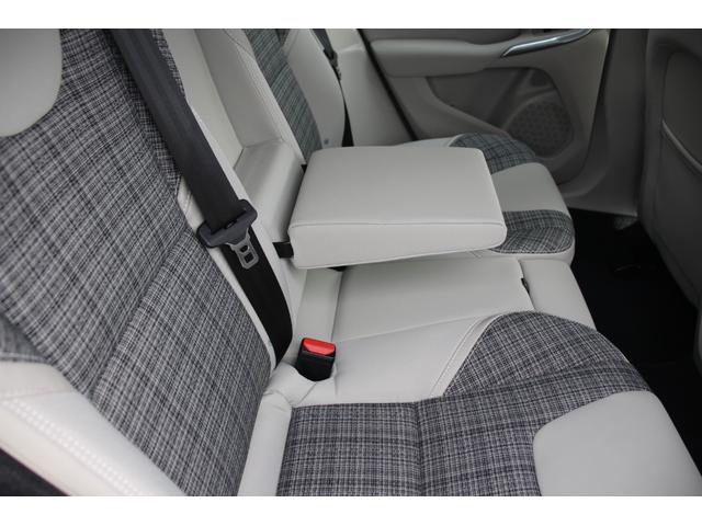 V40 T3 モメンタム(20枚目)