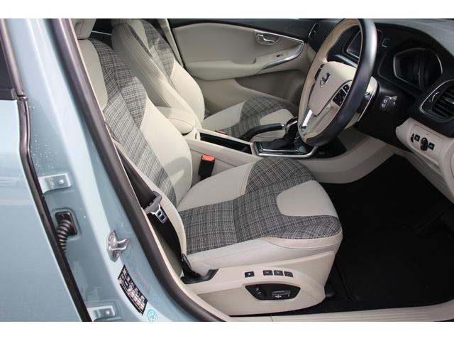 V40 T3 モメンタム(21枚目)