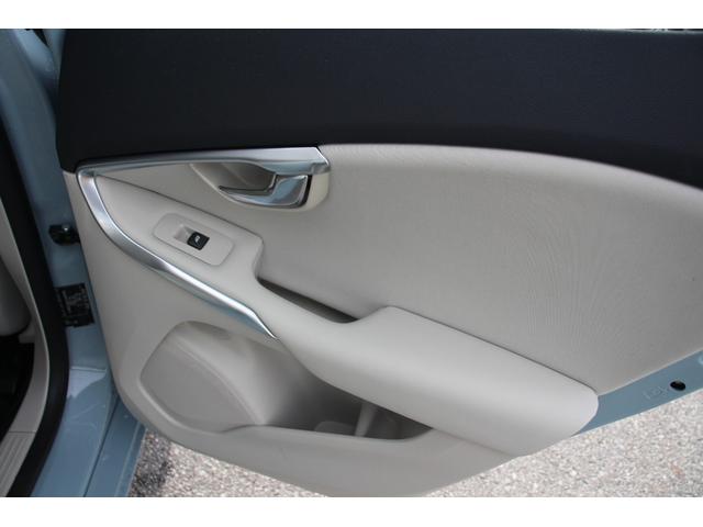 V40 T3 モメンタム(23枚目)