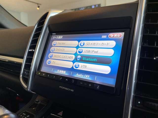 カイエン ３．６　ティプトロニックＳ　４ＷＤ　社外ダウンサス　グロスブラック２２ＡＷ　ルーフレール　サンルーフ　オートマチックテールゲート　純正ナビ　Ｂｌｕｅｔｏｏｔｈ　ＥＴＣ　ブラックレザーシート　法人ワンオーナー（45枚目）