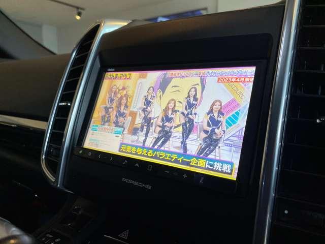 カイエン ３．６　ティプトロニックＳ　４ＷＤ　社外ダウンサス　グロスブラック２２ＡＷ　ルーフレール　サンルーフ　オートマチックテールゲート　純正ナビ　Ｂｌｕｅｔｏｏｔｈ　ＥＴＣ　ブラックレザーシート　法人ワンオーナー（46枚目）