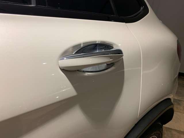 GLC GLC43 4マチッククーペ 4WD 純正COMAND System 純正21インチAW Burmester 360°カメラ ETC 前後席シートヒーター エアバランスPKG ランニングボード ディーラー整備記録(10枚目)