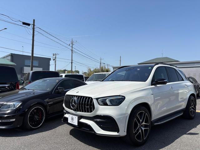 GLE GLE53 4マチック+ (ISG搭載モデル) 21インチAW ハーフレザー(ヒーター/ベンチレーション) AMGカーボンインテリアpkg パノラミックスライディングルーフ ヘッドアップディスプレイ Burmester 360度カメラ(3枚目)