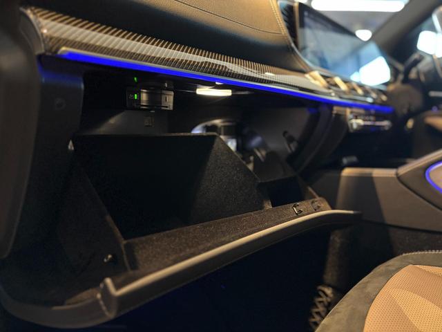 GLE GLE53 4マチック+ (ISG搭載モデル) 21インチAW ハーフレザー(ヒーター/ベンチレーション) AMGカーボンインテリアpkg パノラミックスライディングルーフ ヘッドアップディスプレイ Burmester 360度カメラ(47枚目)
