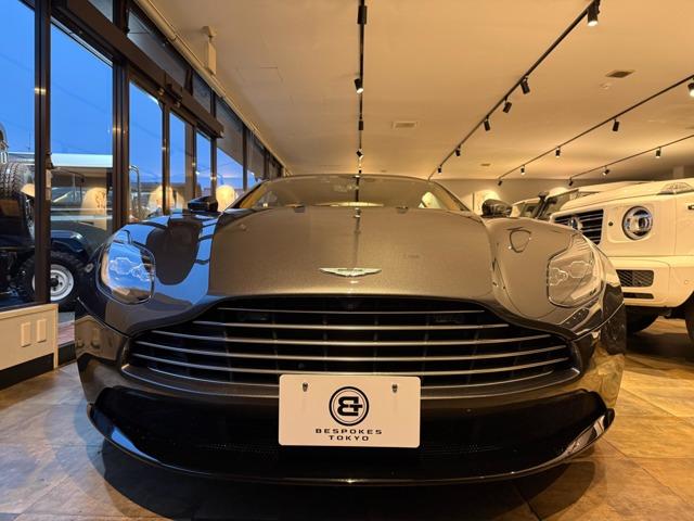 DB11 ビスポークレザー ディーラー記録簿付(3枚目)