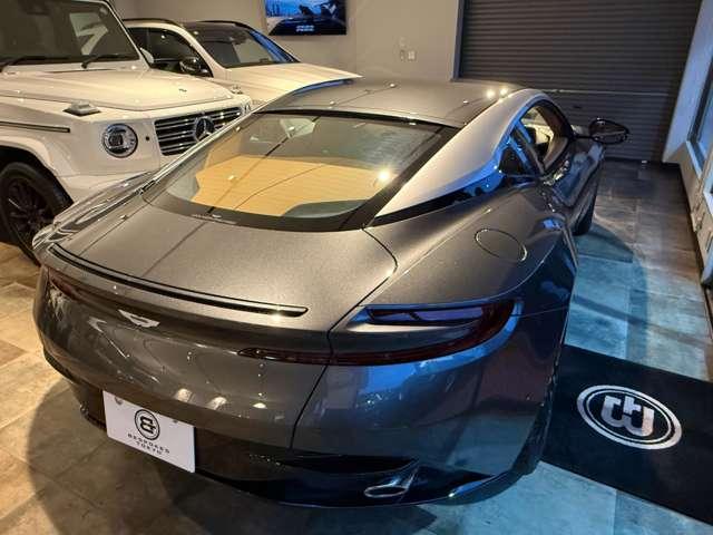 DB11 ビスポークレザー ディーラー記録簿付(24枚目)