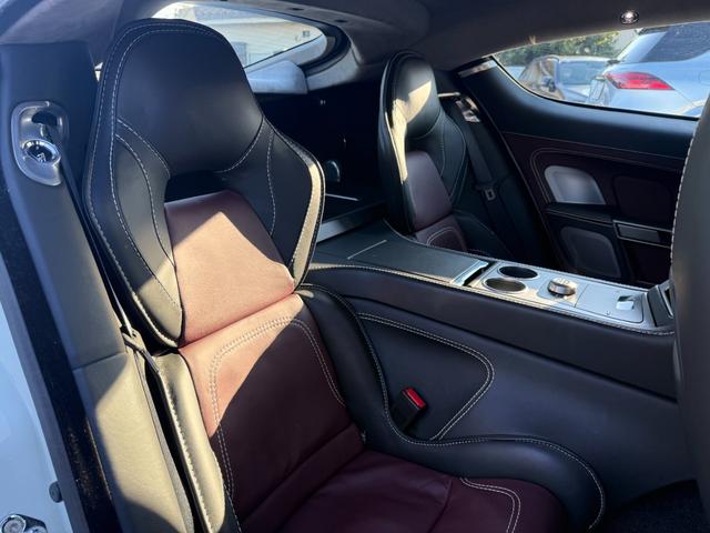 ラピード ベースグレード（12枚目）