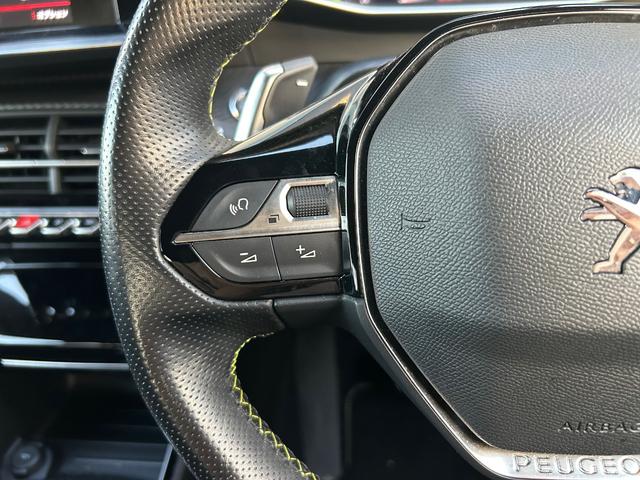 ２００８ ＧＴライン　衝突軽減ブレーキ　アダプティブクルーズコントロール　ブラインドスポットモニター　レーンキープアシスト　ＡｐｐｌｅＣａｒＰｌａｙ　バックカメラ　サイドカメラ　クリアランスソナー　ＥＴＣ　ＬＥＤライト（12枚目）