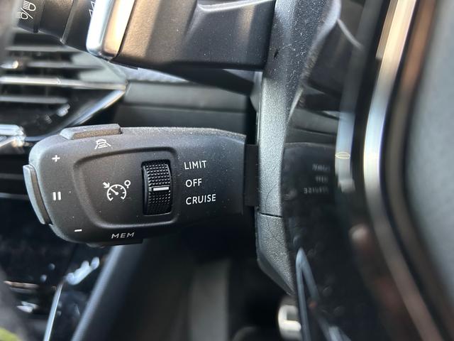 ２００８ ＧＴライン　衝突軽減ブレーキ　アダプティブクルーズコントロール　ブラインドスポットモニター　レーンキープアシスト　ＡｐｐｌｅＣａｒＰｌａｙ　バックカメラ　サイドカメラ　クリアランスソナー　ＥＴＣ　ＬＥＤライト（15枚目）