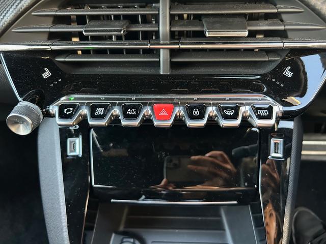 ２００８ ＧＴライン　衝突軽減ブレーキ　アダプティブクルーズコントロール　ブラインドスポットモニター　レーンキープアシスト　ＡｐｐｌｅＣａｒＰｌａｙ　バックカメラ　サイドカメラ　クリアランスソナー　ＥＴＣ　ＬＥＤライト（26枚目）