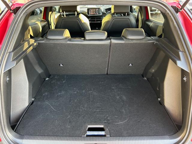 ２００８ ＧＴライン　衝突軽減ブレーキ　アダプティブクルーズコントロール　ブラインドスポットモニター　レーンキープアシスト　ＡｐｐｌｅＣａｒＰｌａｙ　バックカメラ　サイドカメラ　クリアランスソナー　ＥＴＣ　ＬＥＤライト（32枚目）