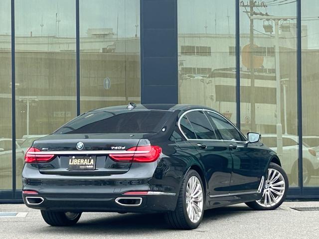 7シリーズ 740d xDrive エクセレンス サンルーフ Harman/Kardon HUD 黒革シート シートベンチレーション 衝突軽減ブレーキ アダプティブクルーズコントロール ブラインドスポットモニター 純正ナビ フルセグTV 360カメラ(52枚目)