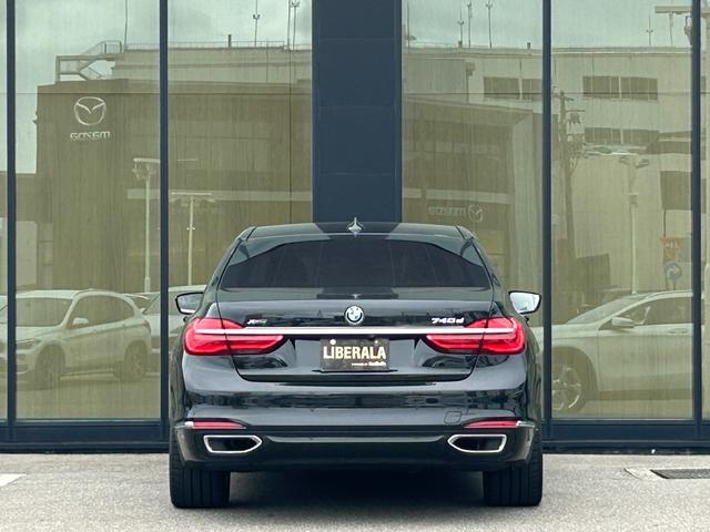 7シリーズ 740d xDrive エクセレンス サンルーフ Harman/Kardon HUD 黒革シート シートベンチレーション 衝突軽減ブレーキ アダプティブクルーズコントロール ブラインドスポットモニター 純正ナビ フルセグTV 360カメラ(53枚目)