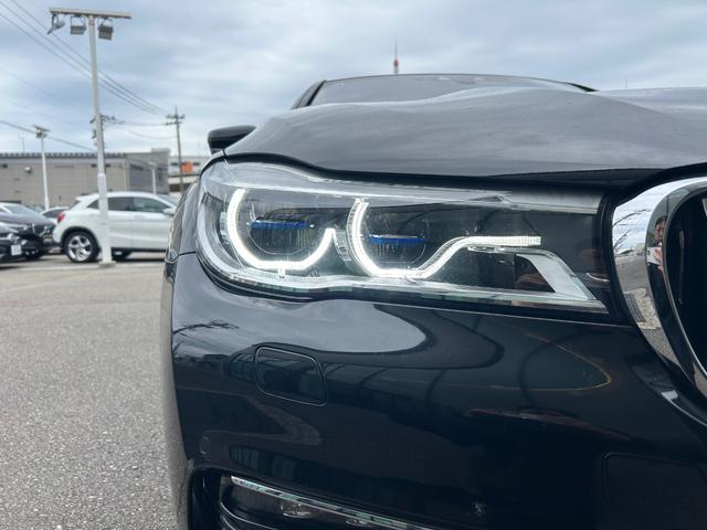 7シリーズ 740d xDrive エクセレンス サンルーフ Harman/Kardon HUD 黒革シート シートベンチレーション 衝突軽減ブレーキ アダプティブクルーズコントロール ブラインドスポットモニター 純正ナビ フルセグTV 360カメラ(58枚目)