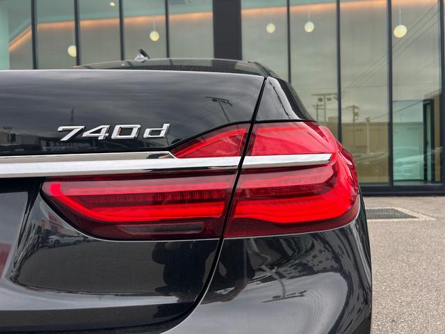7シリーズ 740d xDrive エクセレンス サンルーフ Harman/Kardon HUD 黒革シート シートベンチレーション 衝突軽減ブレーキ アダプティブクルーズコントロール ブラインドスポットモニター 純正ナビ フルセグTV 360カメラ(59枚目)