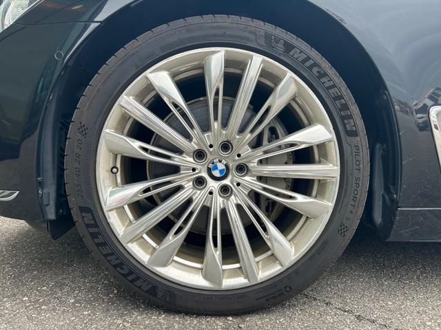 7シリーズ 740d xDrive エクセレンス サンルーフ Harman/Kardon HUD 黒革シート シートベンチレーション 衝突軽減ブレーキ アダプティブクルーズコントロール ブラインドスポットモニター 純正ナビ フルセグTV 360カメラ(61枚目)