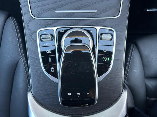 Cクラス C43 4マチック エクスクルーシブPKG BurmesterサウンドエアバランスPKG 黒革シート シートヒーター 衝突軽減ブレーキ アダプティブクルーズコントロール ブラインドスポットモニター レーンキープアシスト(29枚目)